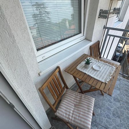 Lux Stan Na Dan Pozarevac Apartment Exterior photo